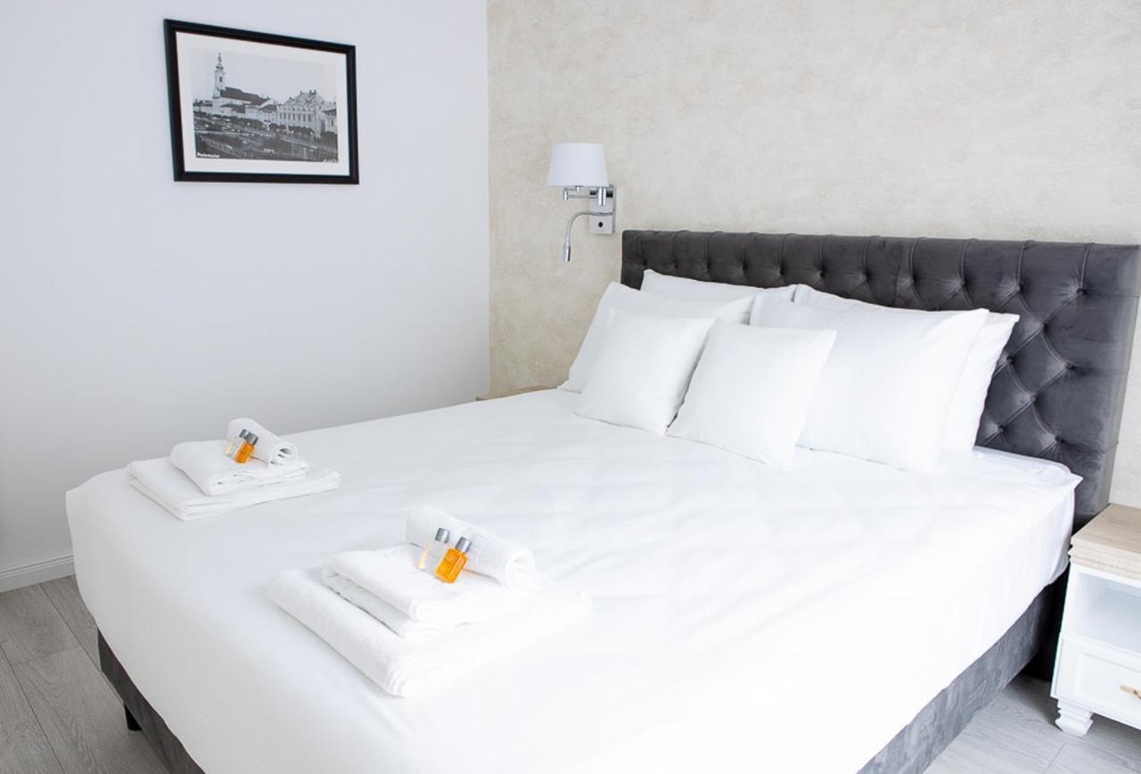 City Rooms Sighetu Marmatiei Ngoại thất bức ảnh