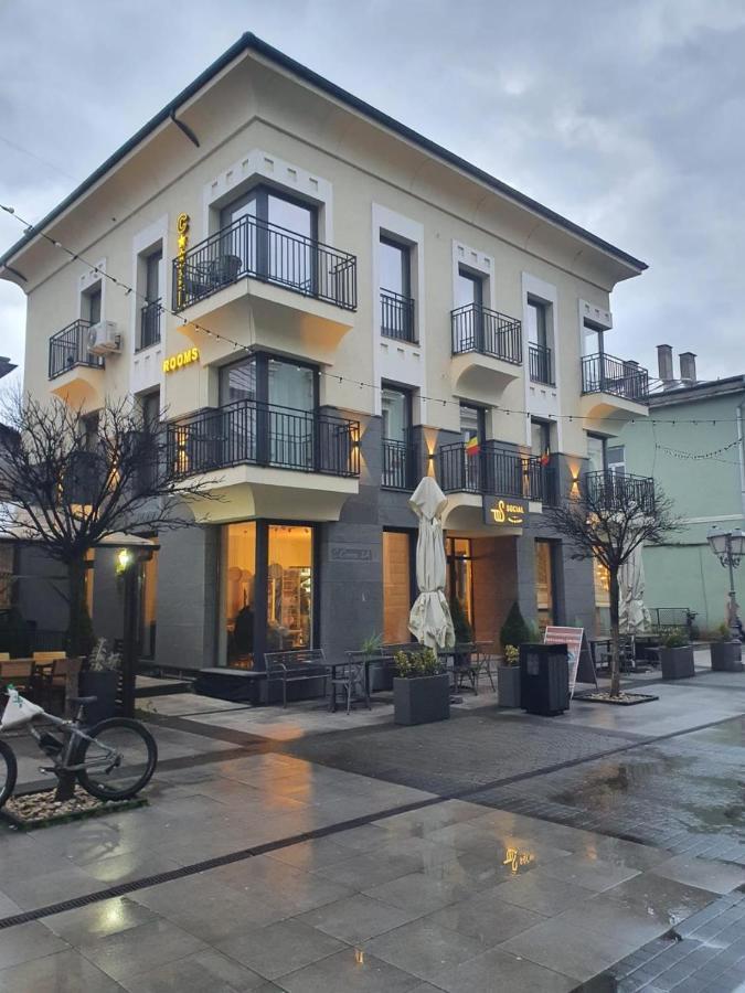 City Rooms Sighetu Marmatiei Ngoại thất bức ảnh